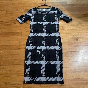 Lularoe XS Black and White Short Sleeve Pencil Dress